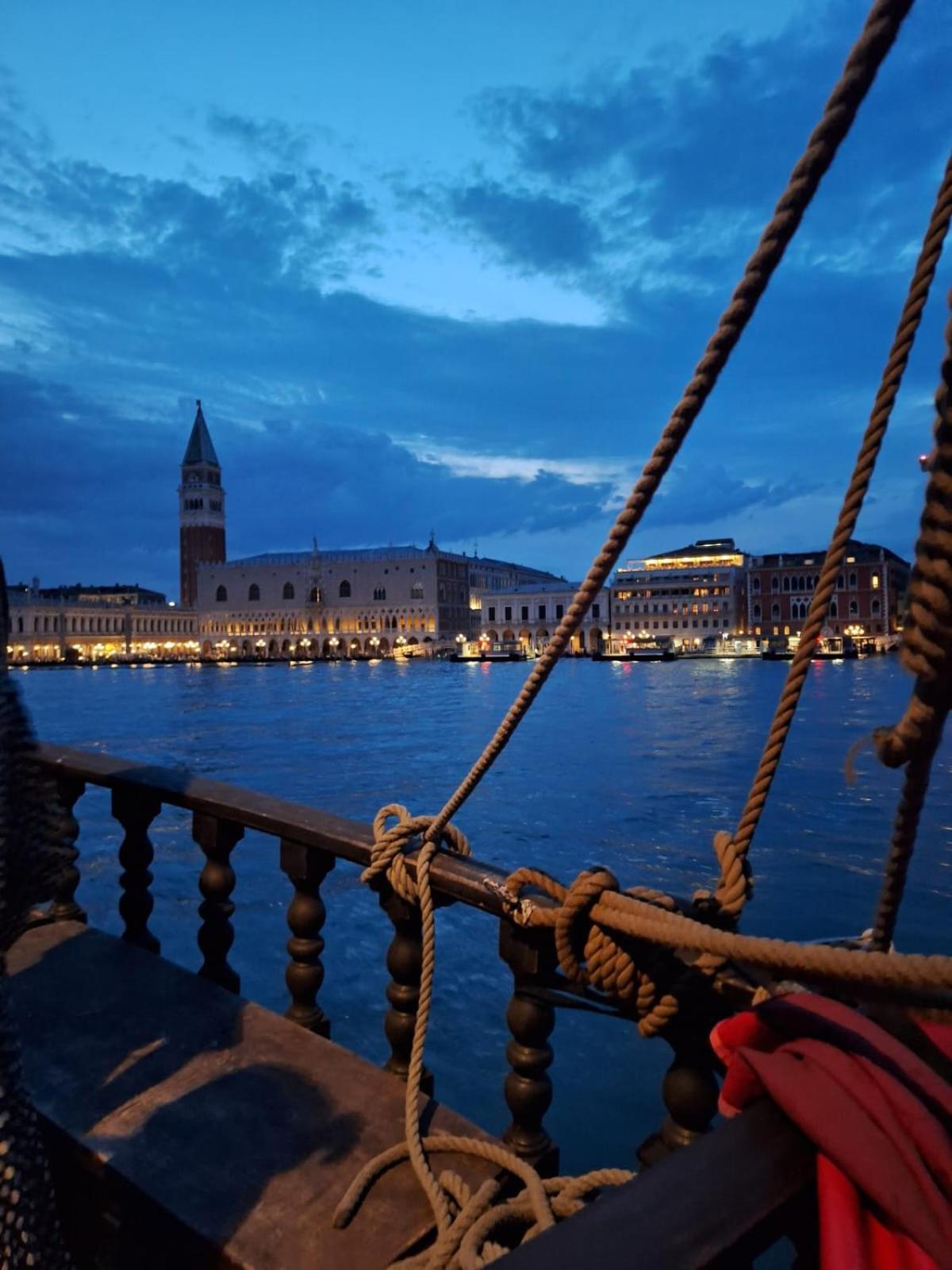 Apartamento Classy Spacious Close To St.mark Square